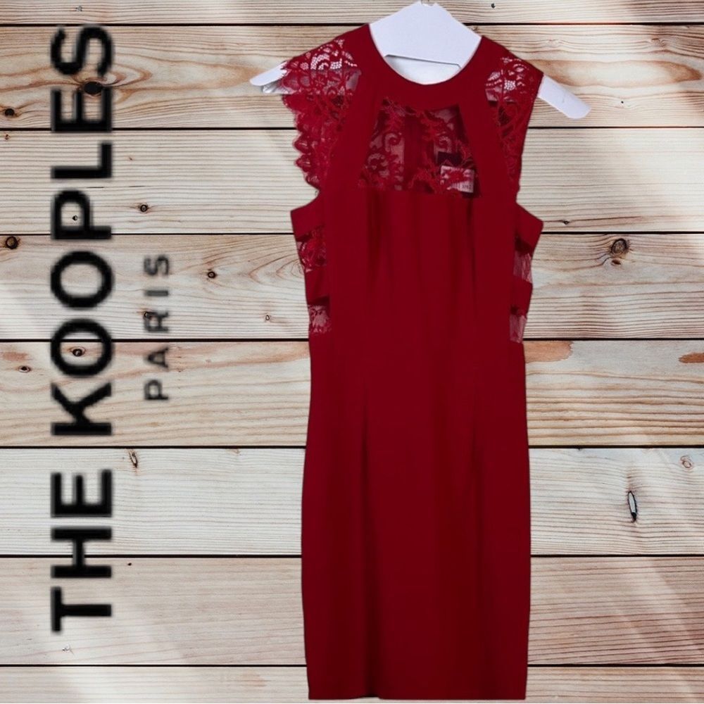 Red lace dress size S, lined with back zipper